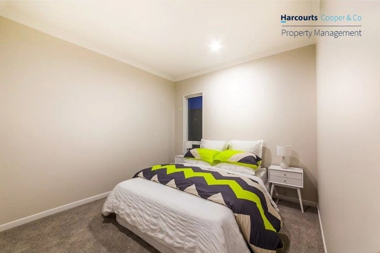 Photo of property in 22 Will Street, Huapai, Kumeu, 0810
