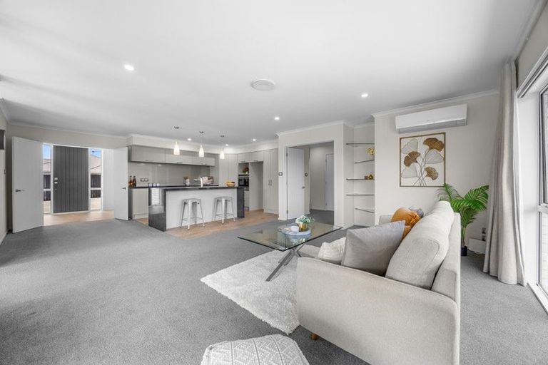 Photo of property in 8a Maple Lane, Huapai, Kumeu, 0810