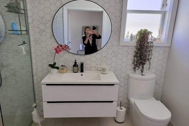 Photo of property in 47 Formby Avenue, Point Chevalier, Auckland, 1022