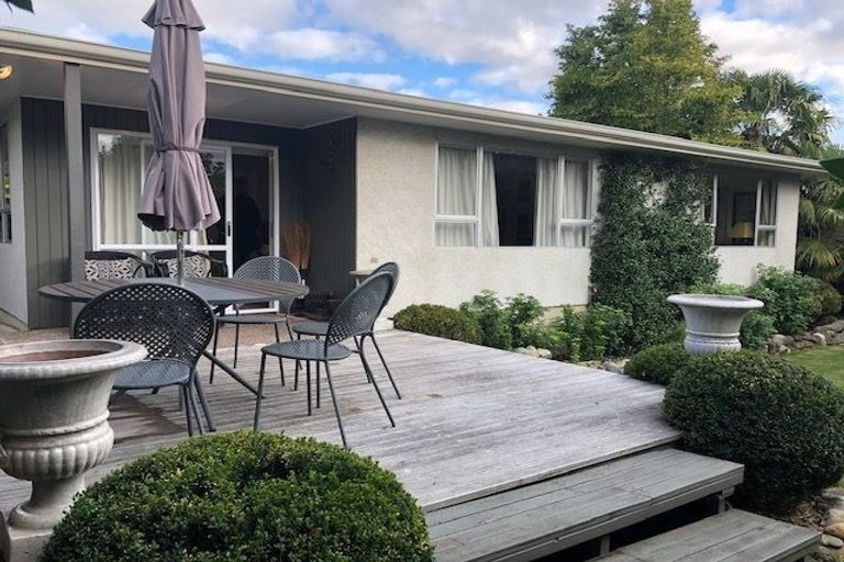 Photo of property in 1b George Place, Havelock North, 4130