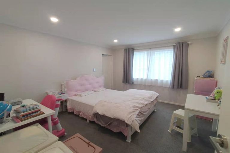Photo of property in 39 Tinaku Road, Flat Bush, Auckland, 2019