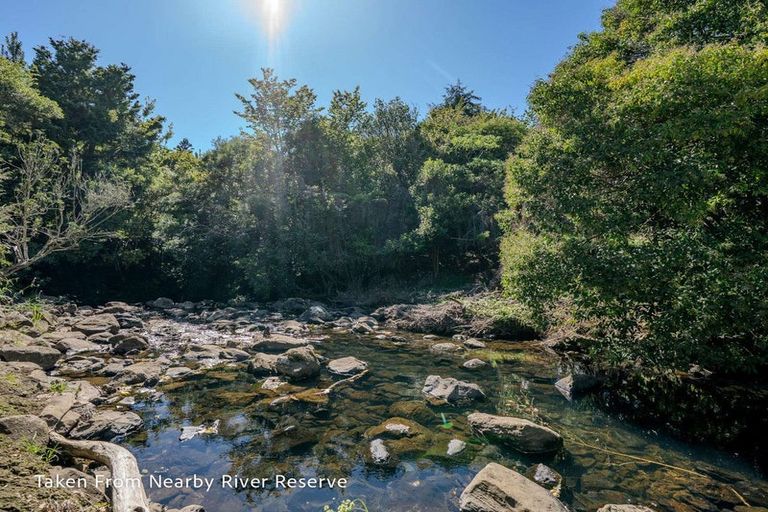 Photo of property in 11 Mandeno Drive, Kerikeri, 0230