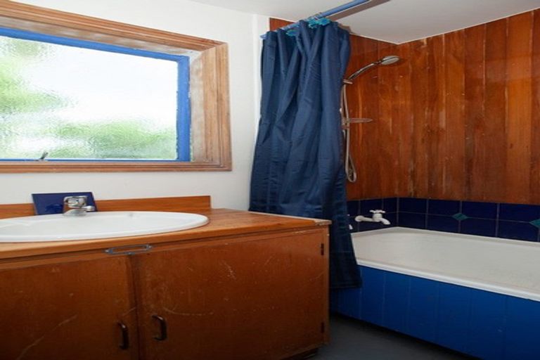 Photo of property in 24a Voelas Road, Lyttelton, 8082