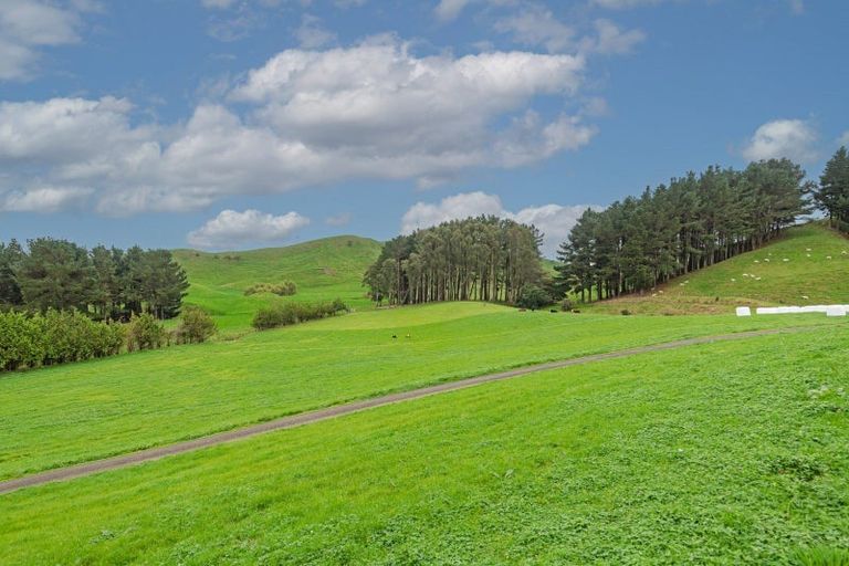 Photo of property in 68 Fauvels Road, Eketahuna, 4996