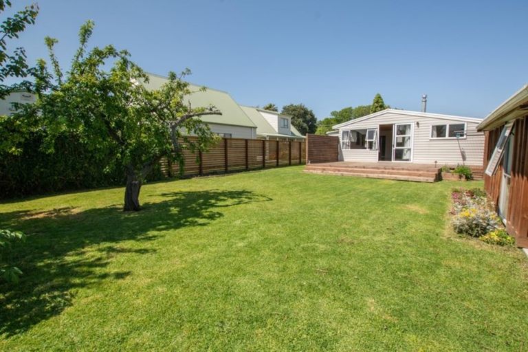 Photo of property in 36 Athenree Road, Athenree, Katikati, 3177