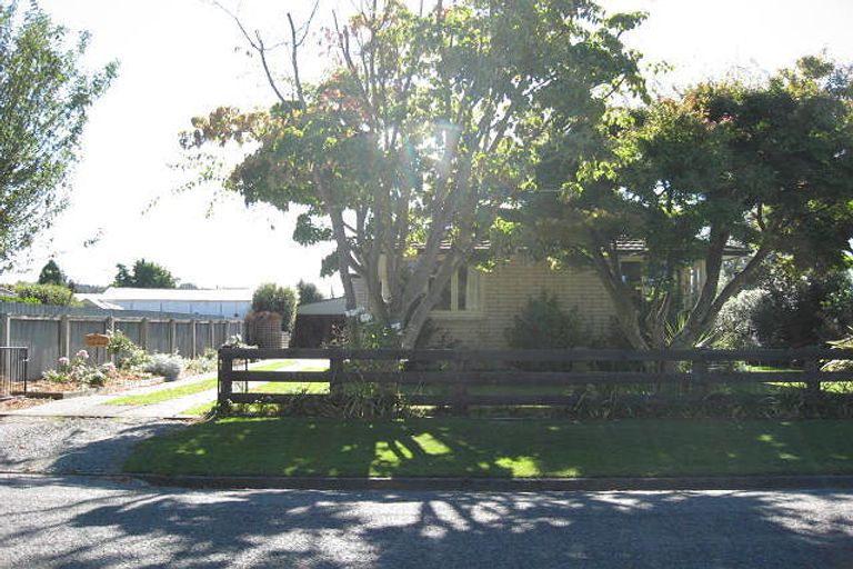 Photo of property in 25 Lancaster Street, Geraldine, 7930