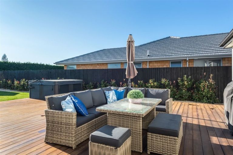 Photo of property in 46 Luxembourg Crescent, Halswell, Christchurch, 8025