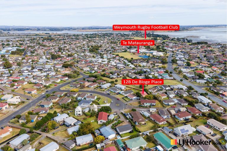 Photo of property in 2/12 De Bloge Place, Clendon Park, Auckland, 2103