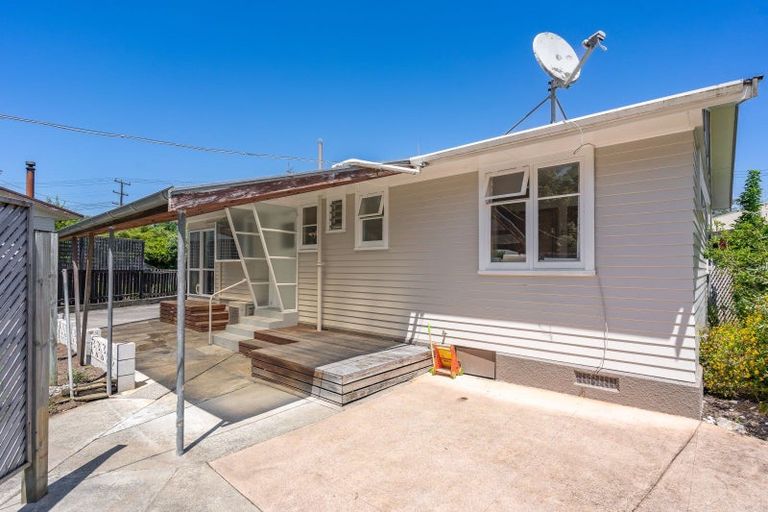 Photo of property in 8 Oxford Street, Lansdowne, Masterton, 5810