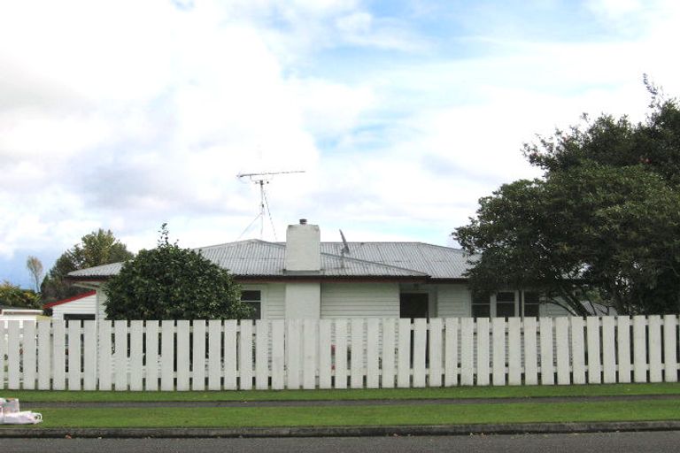 Photo of property in 74 Arthur Street, Tokoroa, 3420