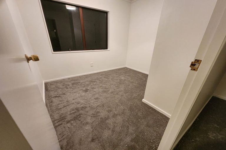 Photo of property in 75 Meadowvale Rise, Titirangi, Auckland, 0604