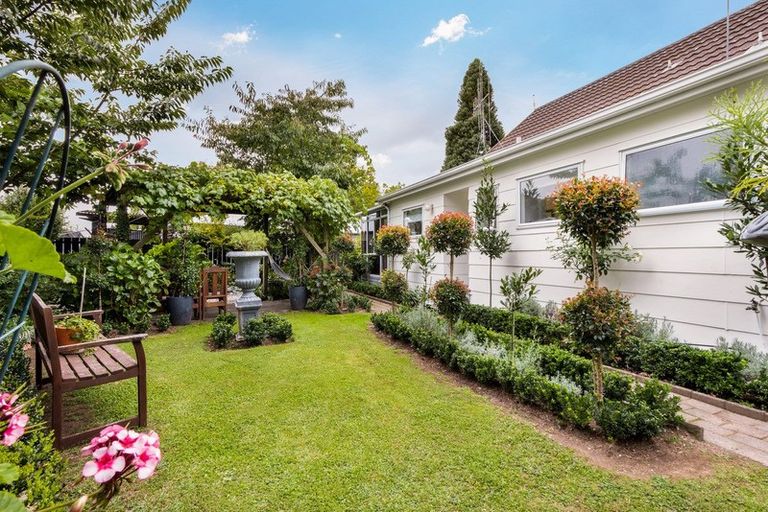 Photo of property in 3 Eliot Place, Leamington, Cambridge, 3432