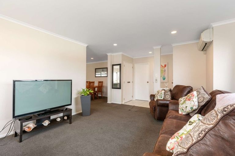 Photo of property in 273 Mahia Road, Weymouth, Auckland, 2103
