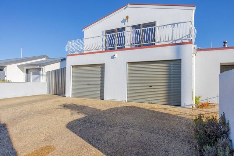 Photo of property in 49a Meeanee Road, Taradale, Napier, 4112