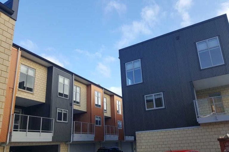 Photo of property in 4/7 Vialou Street, Hamilton Central, Hamilton, 3204