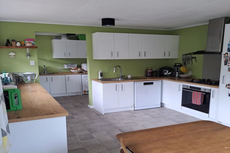 Photo of property in 96 Dimock Street, Titahi Bay, Porirua, 5022