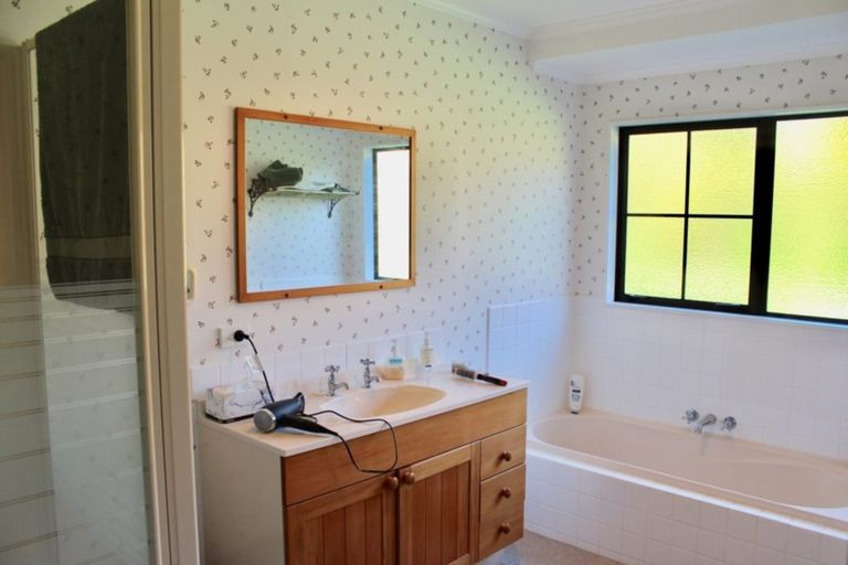 Photo of property in 537 Otaki Gorge Road, Hautere, Otaki, 5582