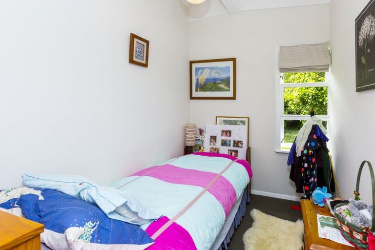 Photo of property in 12 Black Beech Street, Birchville, Upper Hutt, 5018