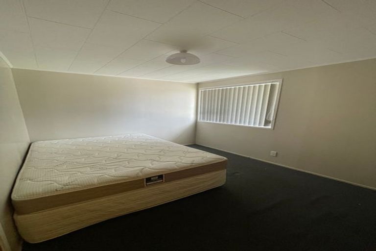 Photo of property in 34 Casuarina Road, Half Moon Bay, Auckland, 2012