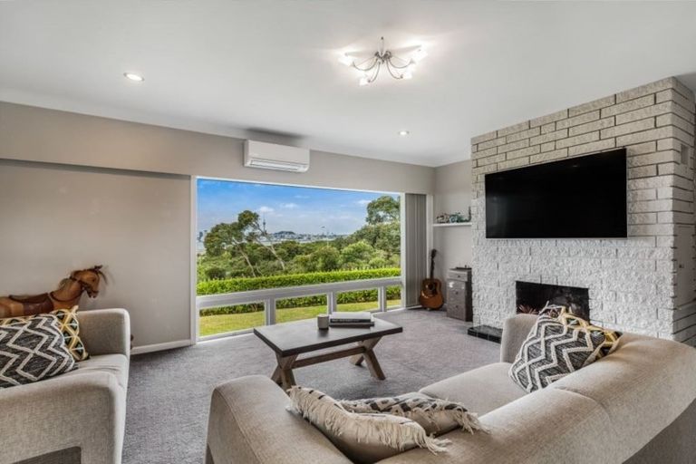 Photo of property in 39 Sylvan Avenue, Northcote, Auckland, 0627