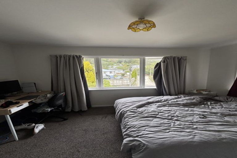 Photo of property in 107 Parkvale Road, Karori, Wellington, 6012