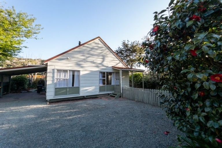 Photo of property in 2/406 Hardy Street East, Maitai, Nelson, 7010