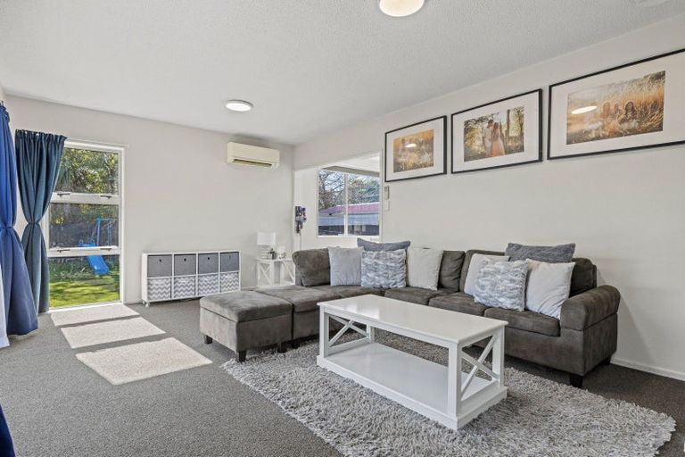 Photo of property in 21 Besant Place, Avondale, Christchurch, 8061