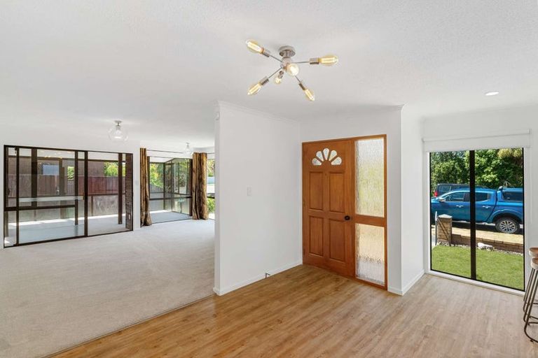 Photo of property in 1/38 Beauford Place, Parklands, Christchurch, 8083