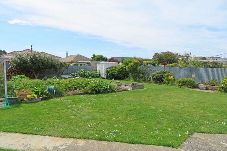 Photo of property in 21 Perth Street, South Hill, Oamaru, 9400