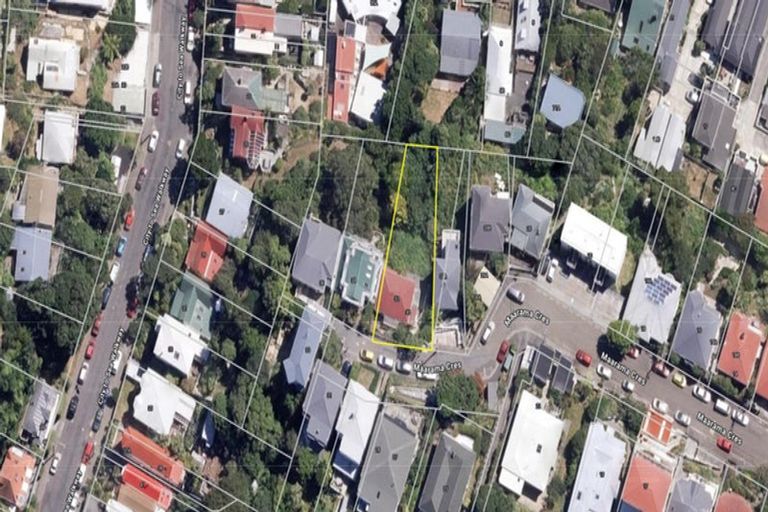 Photo of property in 32 Maarama Crescent, Aro Valley, Wellington, 6021