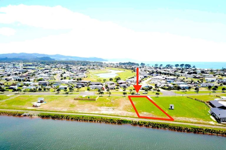 Photo of property in 334 Harbour Drive East, Matarangi, Whitianga, 3592