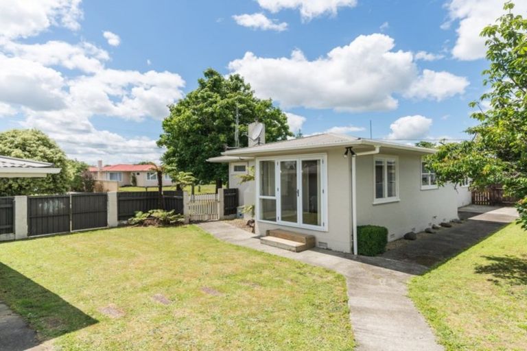 Photo of property in 4 Marriner Street, Highbury, Palmerston North, 4412