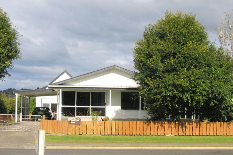 Photo of property in 108 The Drive, Whangamata, 3620