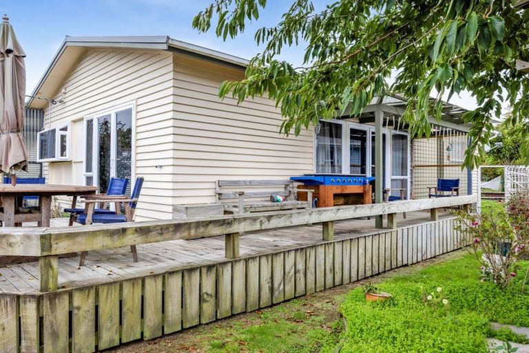 Photo of property in 55 Reid Avenue, Hawera, 4610