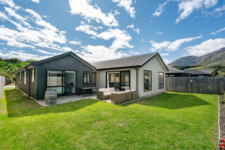 Photo of property in 23 Peterley Road, Lower Shotover, Queenstown, 9304