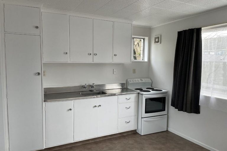 Photo of property in 6/62 Martin Street, Wallaceville, Upper Hutt, 5018