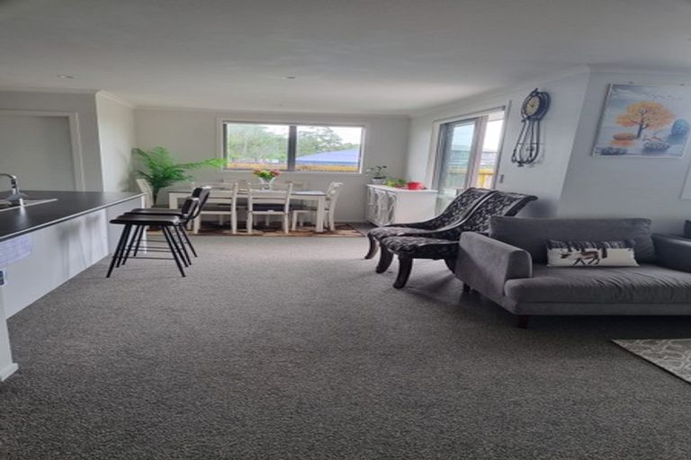 Photo of property in 35a Ross Crescent, Fairfield, Hamilton, 3214