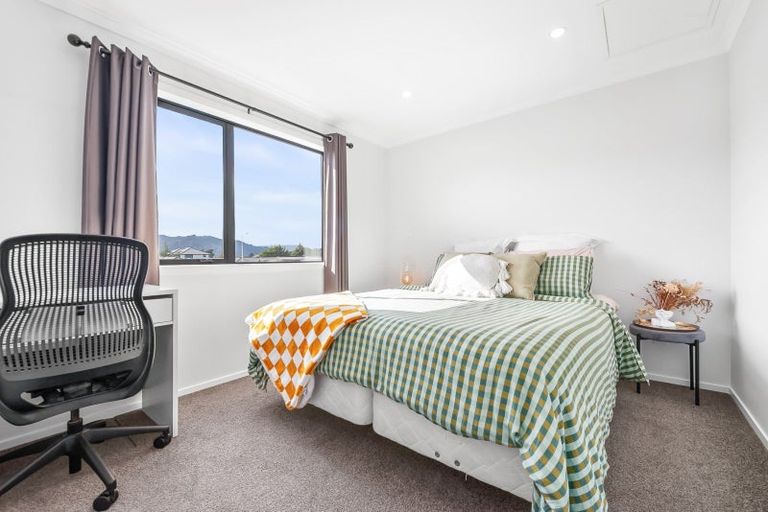 Photo of property in 9 Aston Crescent, Wallaceville, Upper Hutt, 5018