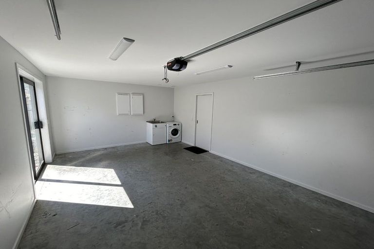 Photo of property in 51 Howden Drive, Jacks Point, 9371