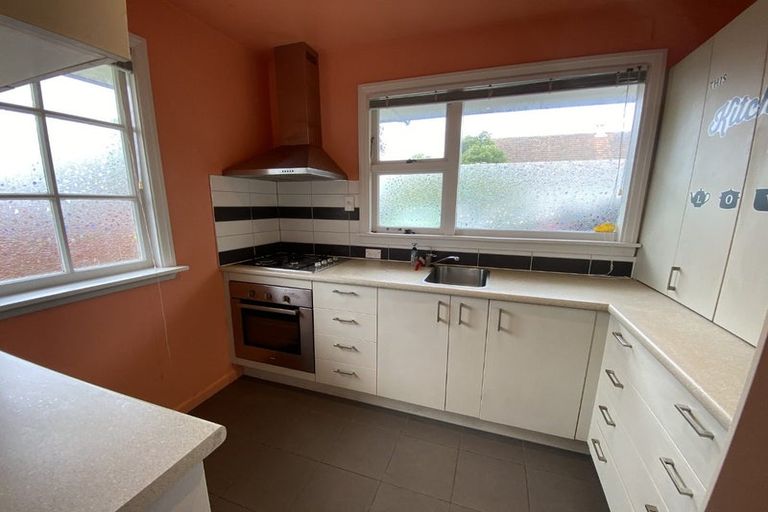 Photo of property in 1/11 Puriri Street, Riccarton, Christchurch, 8041