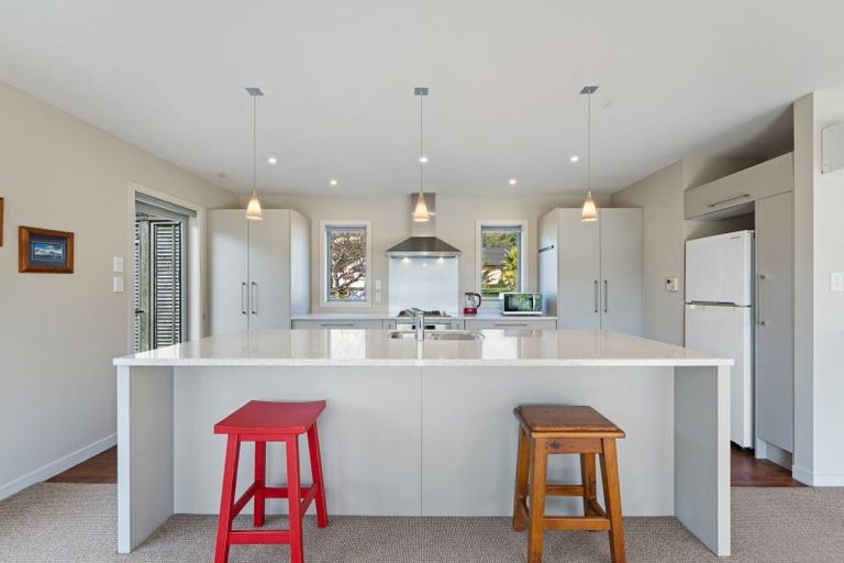 Photo of property in 4 Weka Place, Picton, 7220