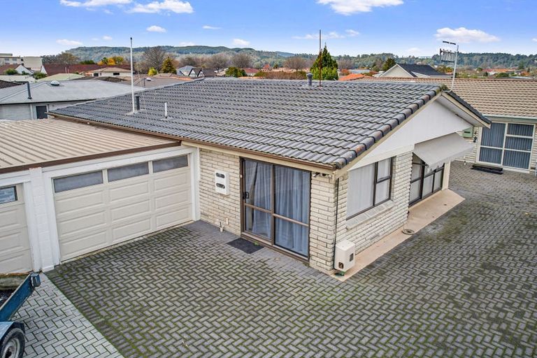 Photo of property in 16b Grey Street, Glenholme, Rotorua, 3010
