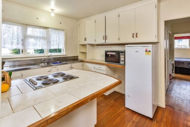 Photo of property in 16 Edinburgh Street, Tuakau, 2121