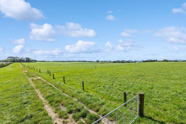 Photo of property in 50 Johnston Street, Brixton, Waitara, 4382