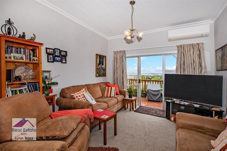 Photo of property in 48 Memorial Drive, Parahaki, Whangarei, 0112