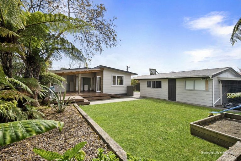 Photo of property in 82 Slacks Road, Awapuni, Palmerston North, 4412