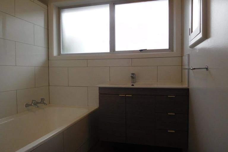 Photo of property in 13 Lake Terrace Road, Burwood, Christchurch, 8061