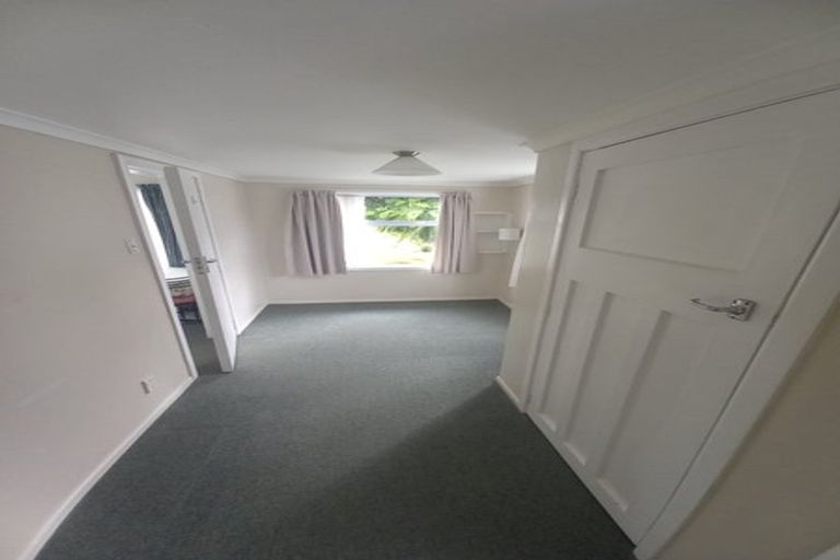 Photo of property in 14 Humphries Street, Greytown, 5712