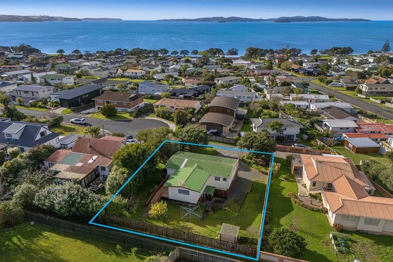 Photo of property in 18 Tara Place, Snells Beach, 0920