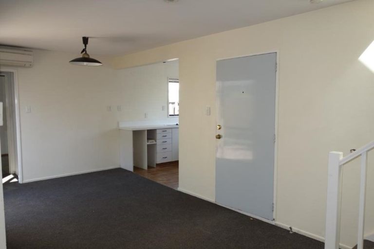 Photo of property in 2/46 Brockworth Place, Riccarton, Christchurch, 8011